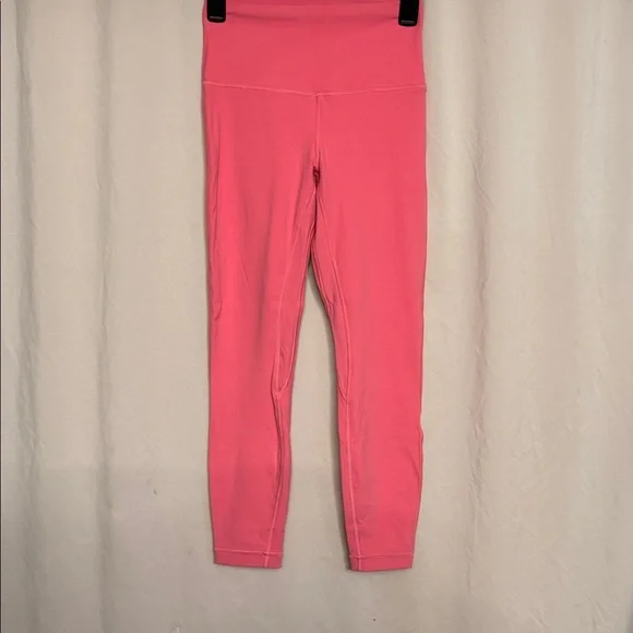 Lululemon Align HighRise Pant 25”
Double Lined, Size 6, Color Pink - Picture 4 of 10